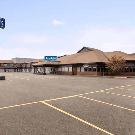 Travelodge By Wyndham Brandon Exteriör bild
